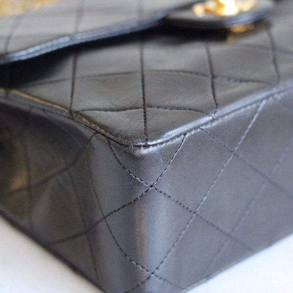 Vintage Chanel / Black Lambskin
20cm Square with 24k Gold
Hardware - Picture 9 of 14